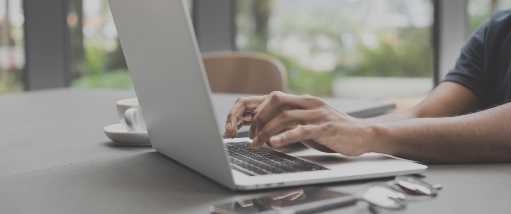 Рабочее пространство центра Juvax Drenk в Мерсине